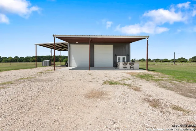 32139 Giboney Hempstead, TX 77445