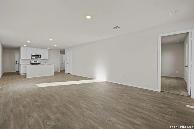 1009 Seedling Seguin, TX 78155