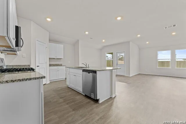 3112 Palm Springs Seguin, TX 78155