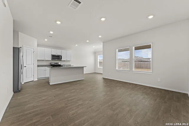 1050 Argonne Forest Seguin, TX 78155