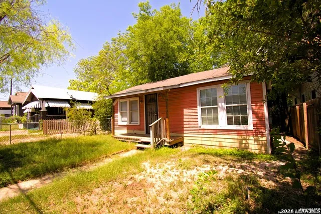 2015 Martin Luther King San Antonio, TX 78203