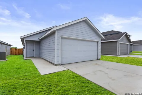12827 Kathleen St