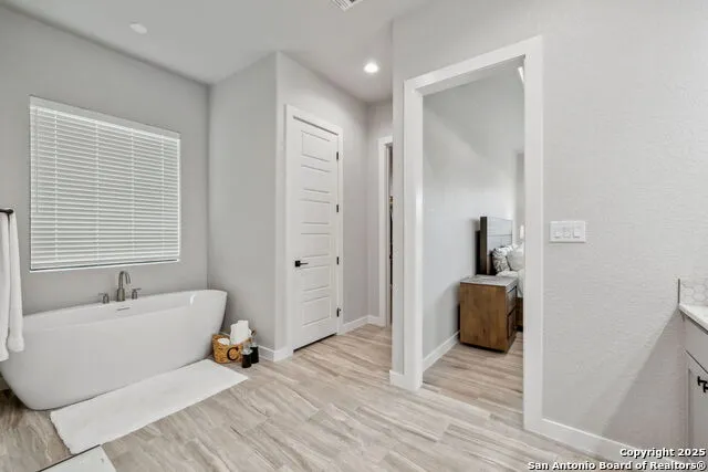 406 Arthur Ct Spring Branch, TX 78070