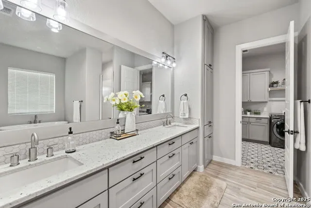 406 Arthur Ct Spring Branch, TX 78070