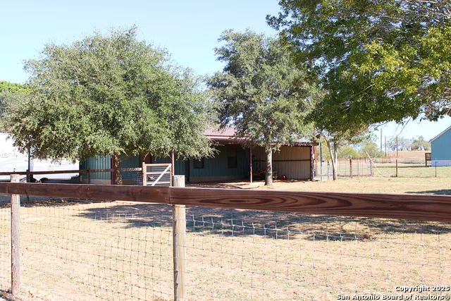 226 Fm 1107 Stockdale, TX 78160