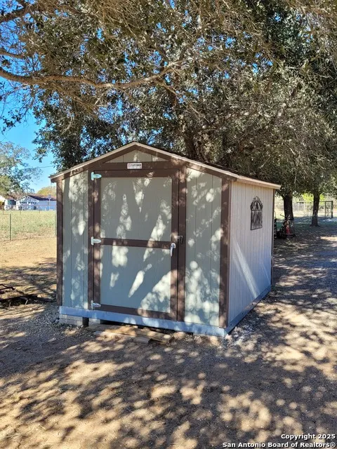 226 Fm 1107 Stockdale, TX 78160
