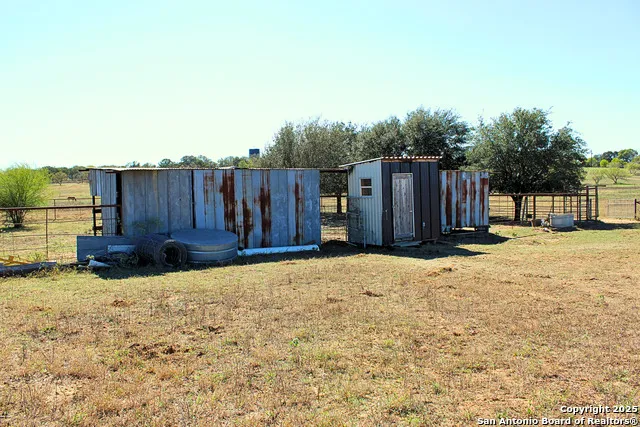 226 Fm 1107 Stockdale, TX 78160