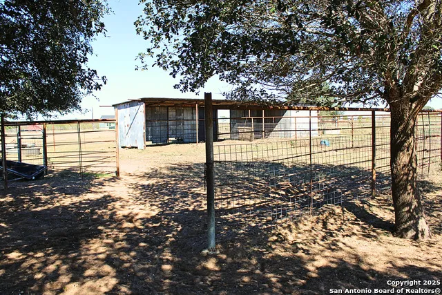 226 Fm 1107 Stockdale, TX 78160