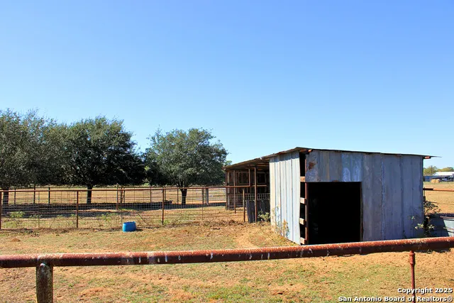 226 Fm 1107 Stockdale, TX 78160