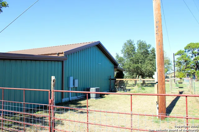 226 Fm 1107 Stockdale, TX 78160