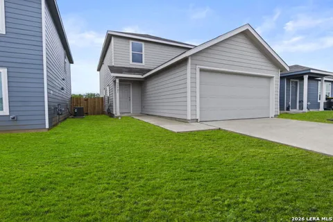 12907 Kathleen St