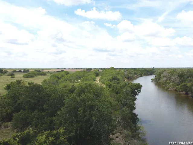 177 Schirmer Rd Woodsboro, TX 78393