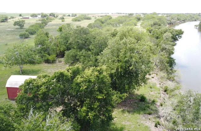 177 Schirmer Rd Woodsboro, TX 78393