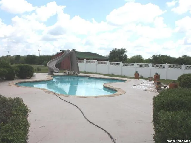177 Schirmer Rd Woodsboro, TX 78393