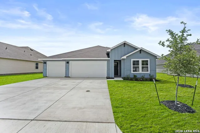 488 SONOMA ST Fredericksburg, TX 78624