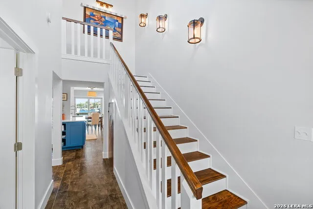 620 S Fulton Beach Rd #204 Rockport, TX 78232