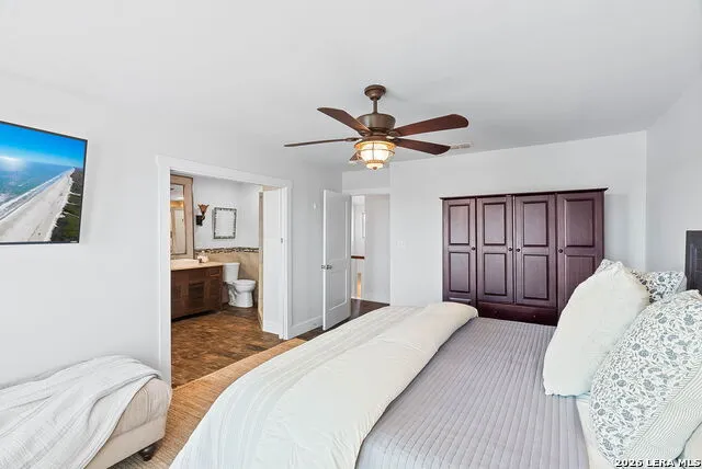 620 S Fulton Beach Rd #204 Rockport, TX 78232
