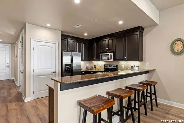 1001 The Cape #24 Horseshoe Bay, TX 78657