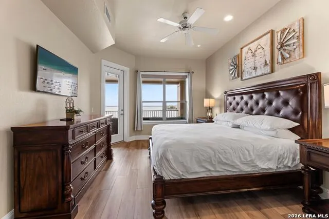 1001 The Cape #24 Horseshoe Bay, TX 78657