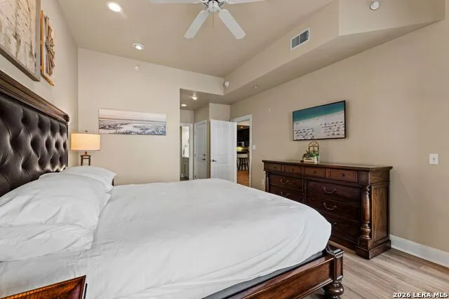 1001 The Cape #24 Horseshoe Bay, TX 78657