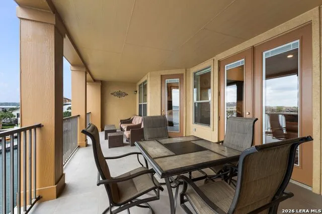 1001 The Cape #24 Horseshoe Bay, TX 78657