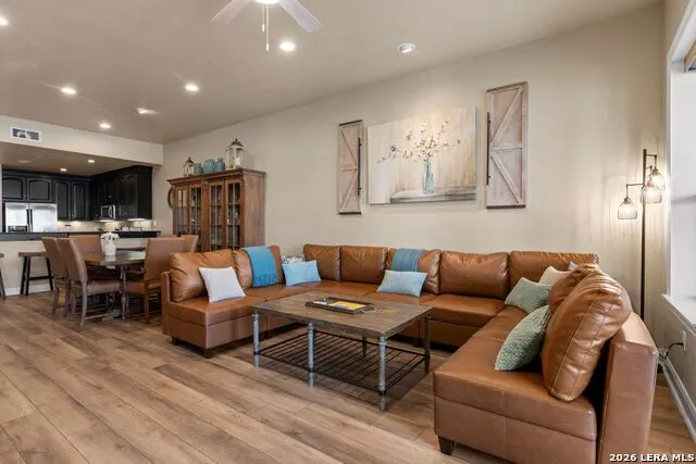 1001 The Cape #24 Horseshoe Bay, TX 78657