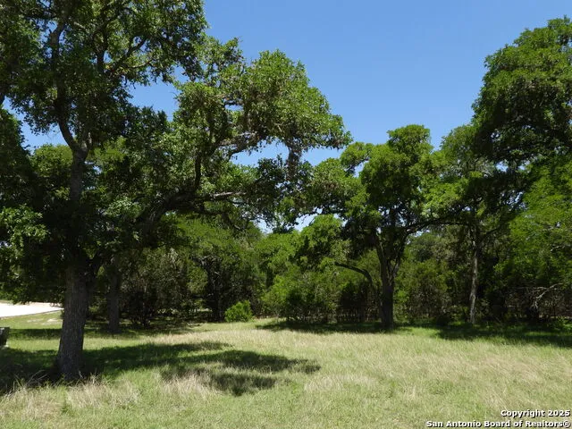 772 HAGER RDG Bandera, TX 78003