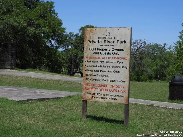 772 HAGER RDG Bandera, TX 78003
