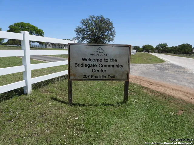 772 HAGER RDG Bandera, TX 78003
