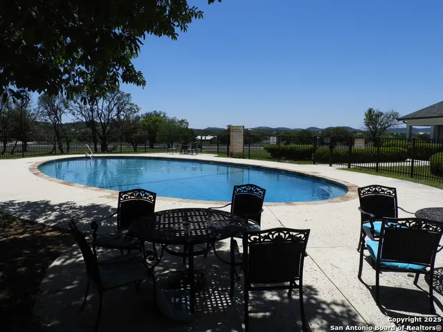 772 HAGER RDG Bandera, TX 78003