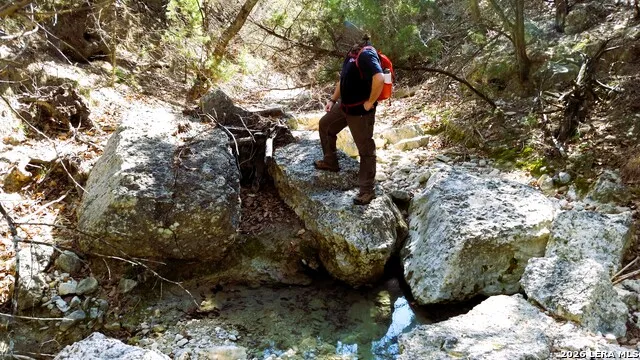 701 S Goat Pipe Creek, TX 78063