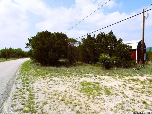 701 S Goat Pipe Creek, TX 78063