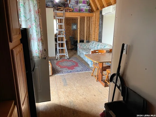 701 S Goat Pipe Creek, TX 78063