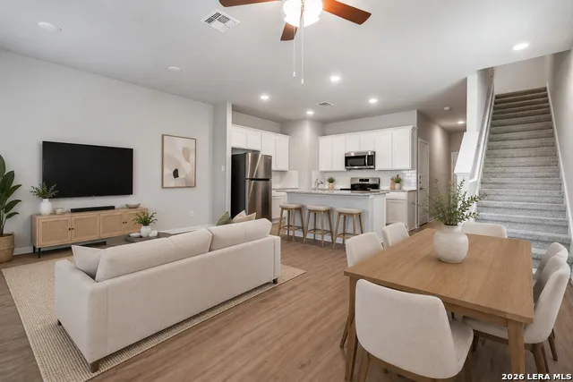 3932 ABBOTT PASS Unit 102 St Hedwig, TX 78152