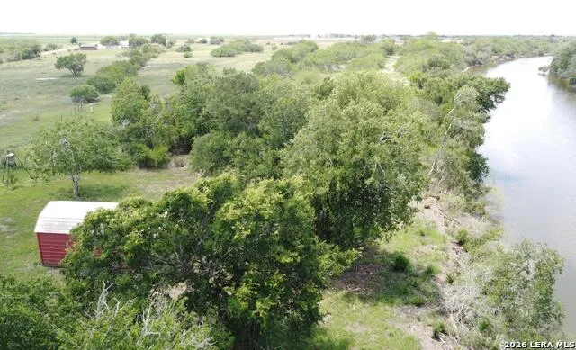 177 Schirmer Rd Woodsboro, TX 78393