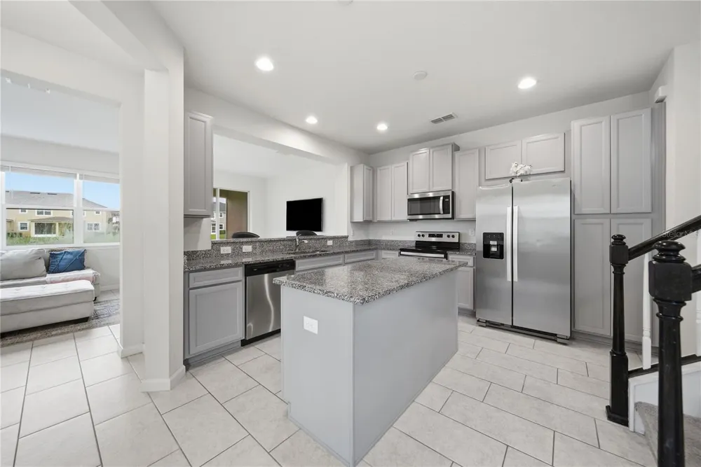 5553 PLEASANTVIEW COURT Bradenton, FL 34211