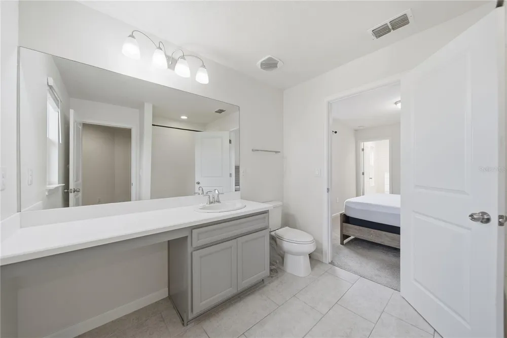 5553 PLEASANTVIEW COURT Bradenton, FL 34211