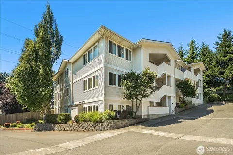 12406 SE 31st Street #202