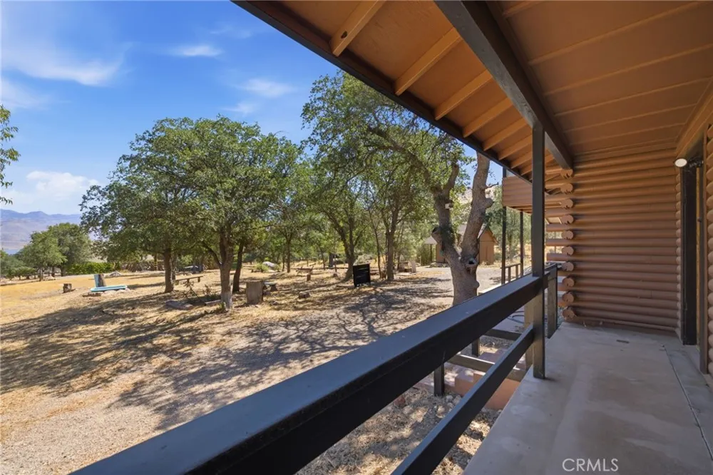 3300 Cook Peak Lake Isabella, CA 93240