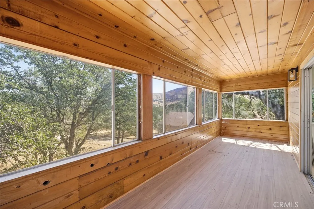 3300 Cook Peak Lake Isabella, CA 93240