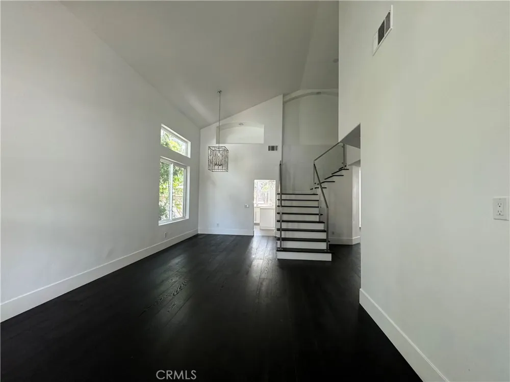 28 Deerwood Aliso Viejo, CA 92656