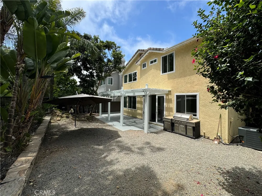 28 Deerwood Aliso Viejo, CA 92656