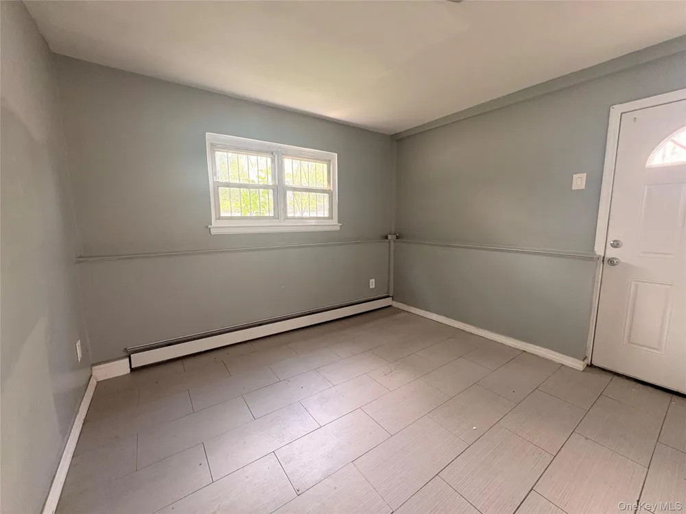 6947 De Costa Avenue Arverne, NY 11692