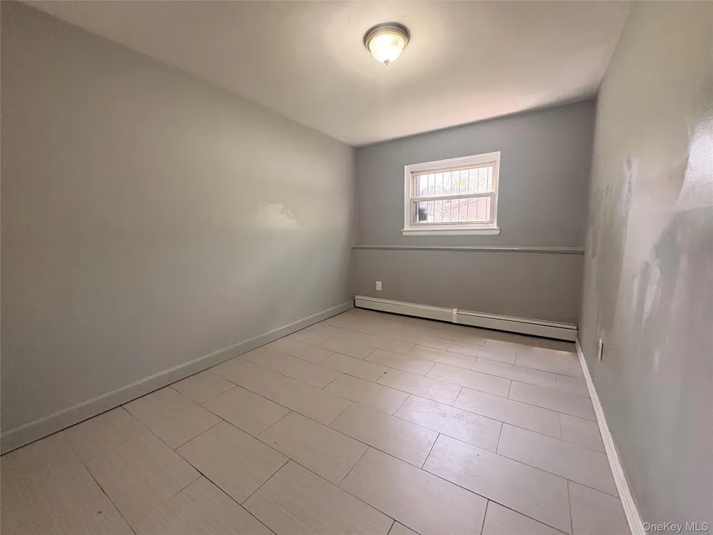 6947 De Costa Avenue Arverne, NY 11692
