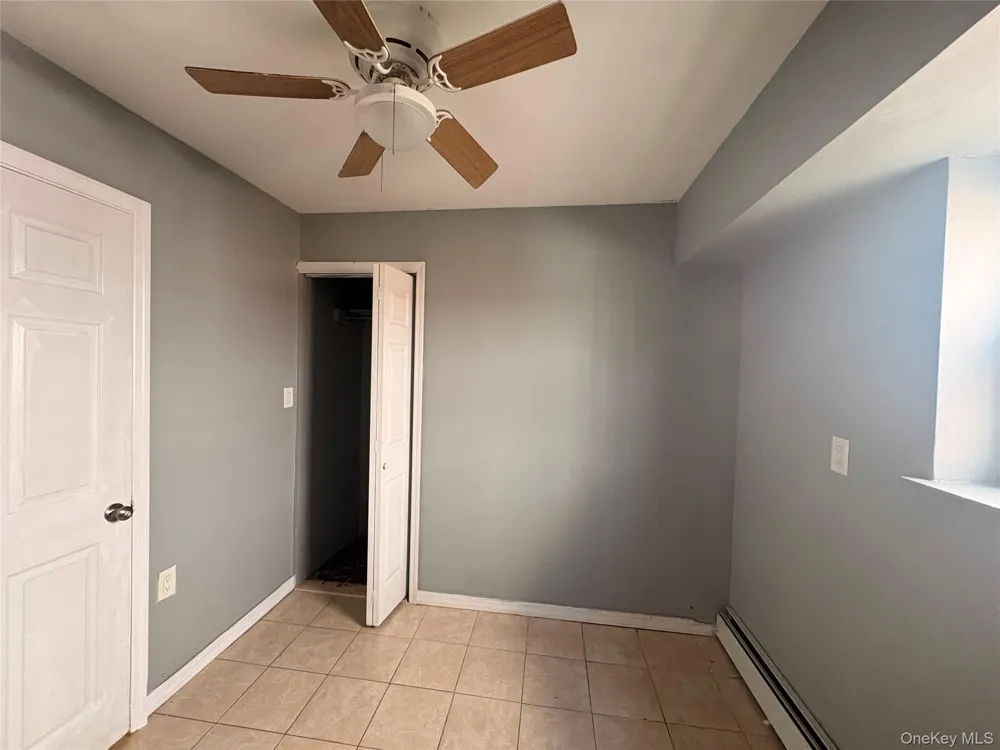 6947 De Costa Avenue Arverne, NY 11692