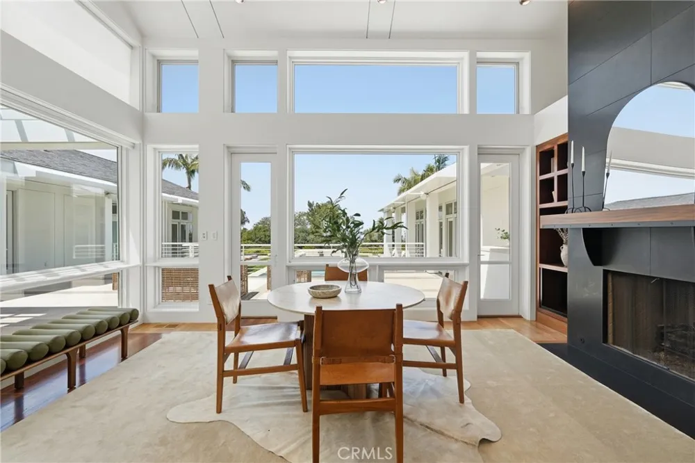 18 E Crest Road Rolling Hills, CA 90274