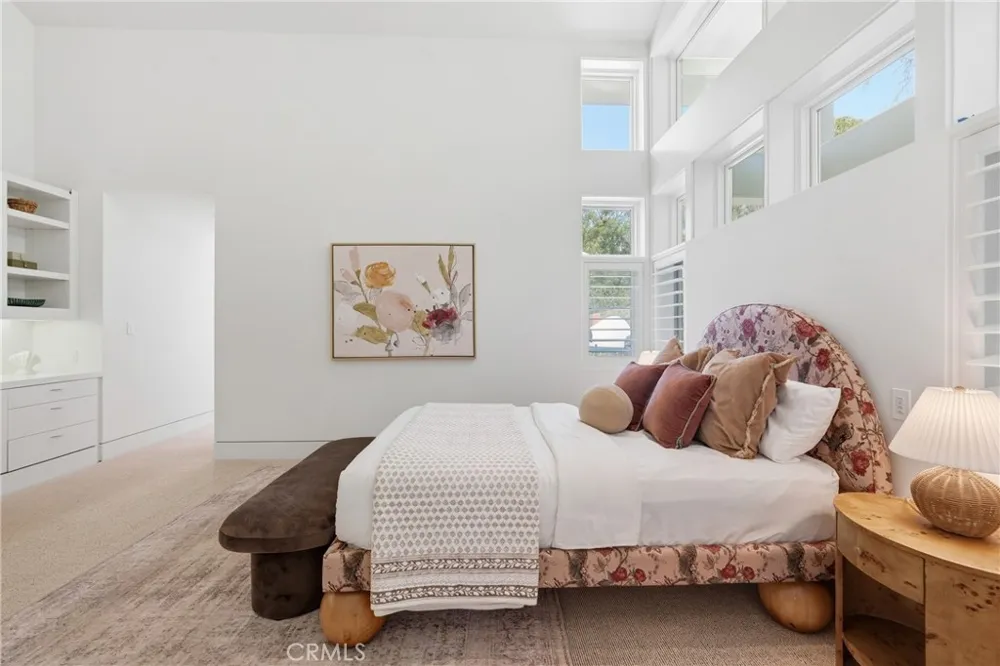 18 E Crest Road Rolling Hills, CA 90274