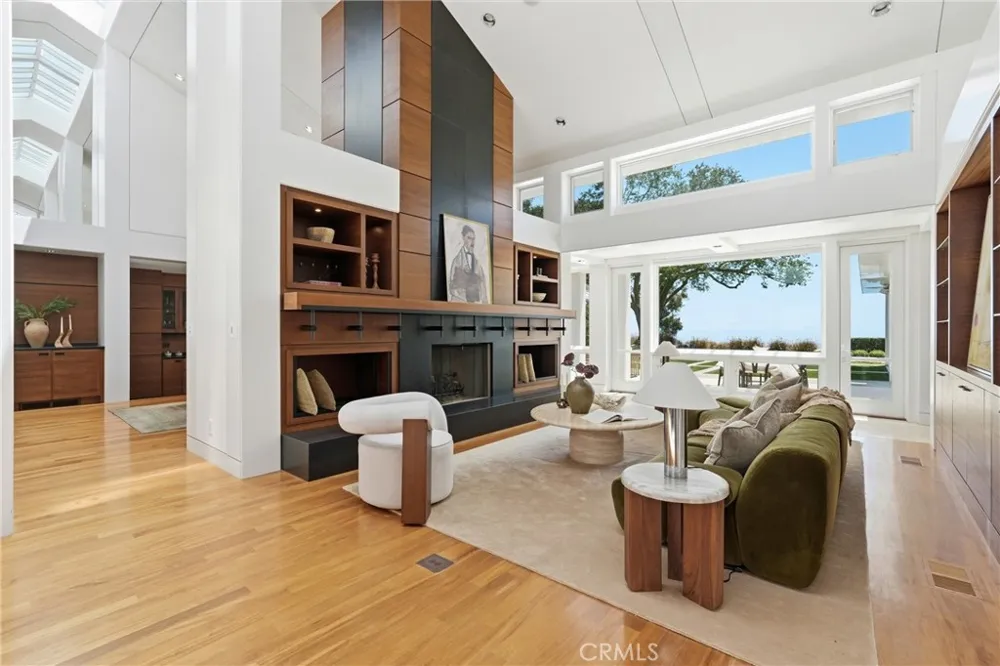 18 E Crest Road Rolling Hills, CA 90274