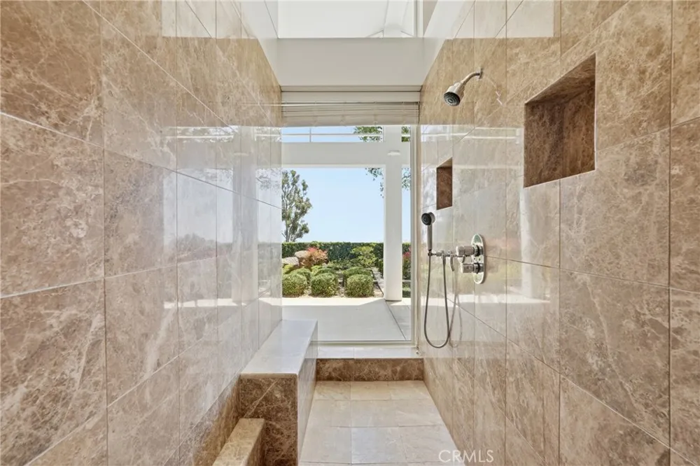 18 E Crest Road Rolling Hills, CA 90274