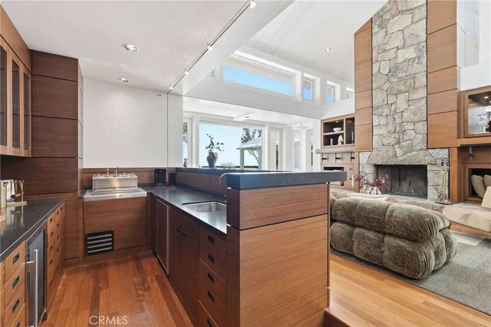 18 E Crest Road Rolling Hills, CA 90274